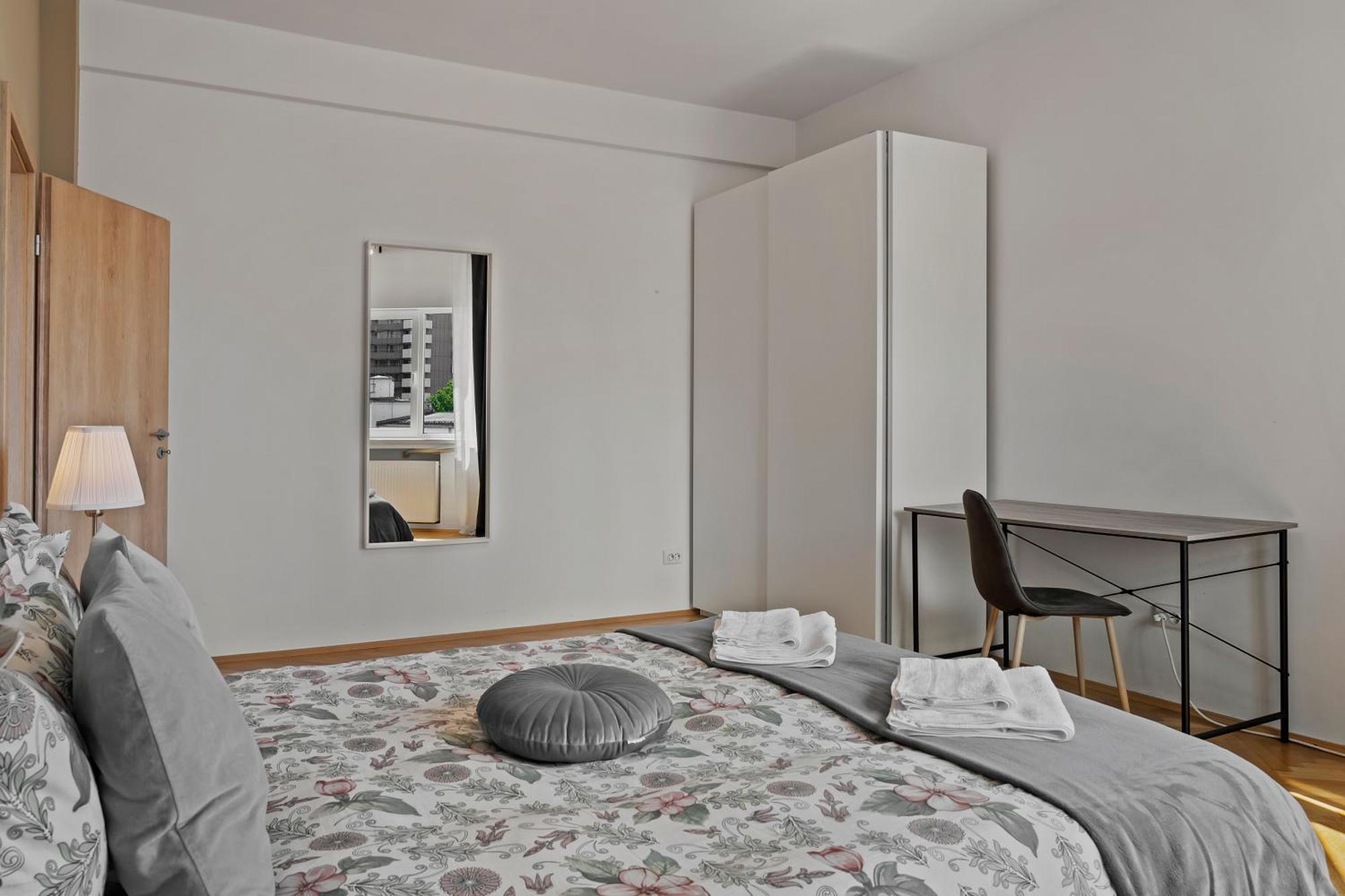 Ultracentral Dreamland Apartment 3 Bdrm Bucharest Luaran gambar